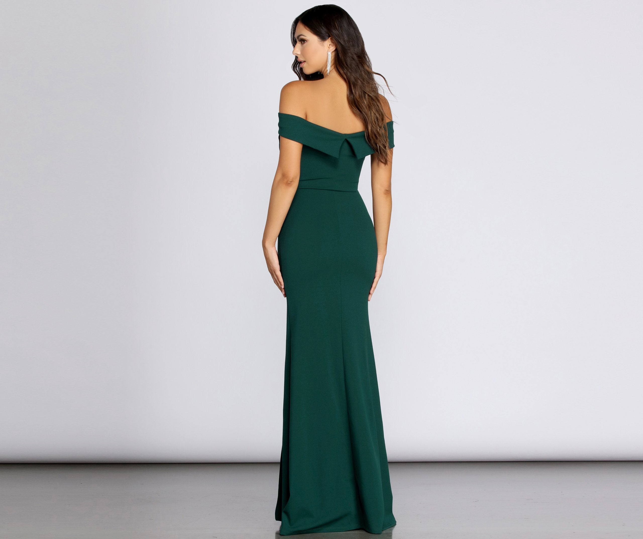 Layci Stylish High Slit Dress