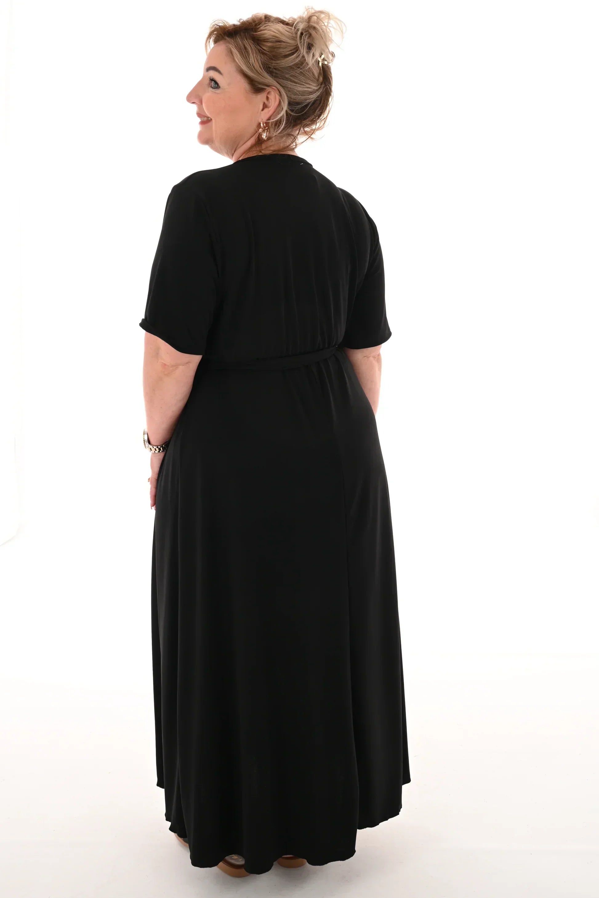Leila Minimalist Maxi Dress Travel with Belt Premium Edit