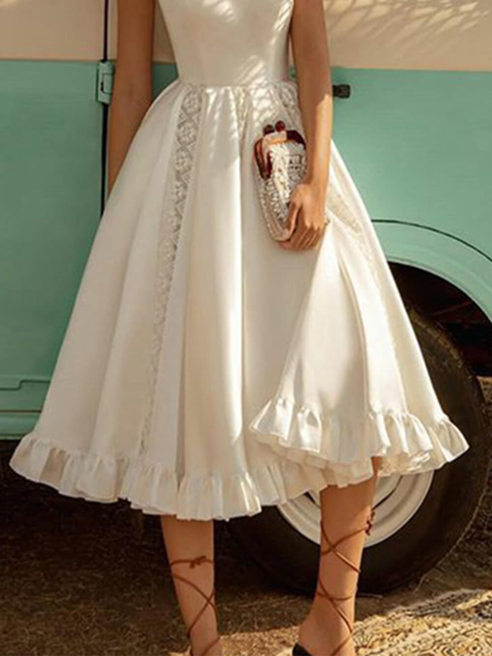 Solid Color Graceful Puff Midi Dress