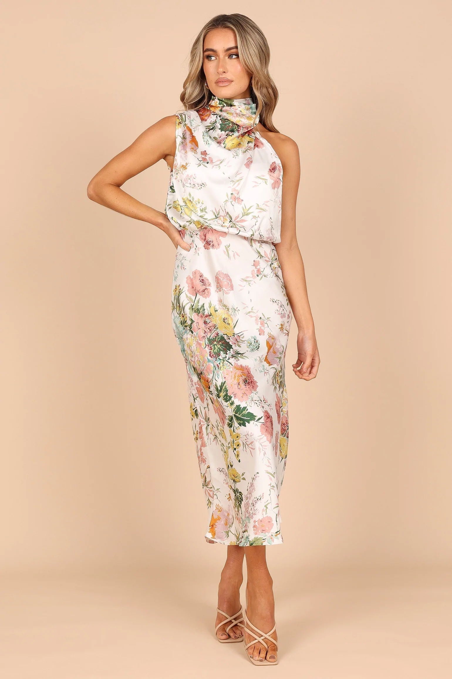 Wine Country Dates Bloom Halter Neck Elastic Waist Maxi Dress