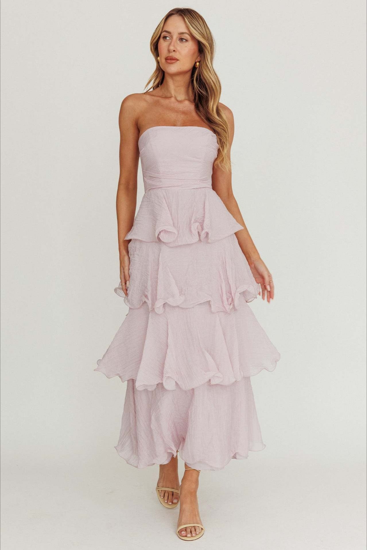 Chic Slim Fit Strapless Backless Ruffled Prom Dress