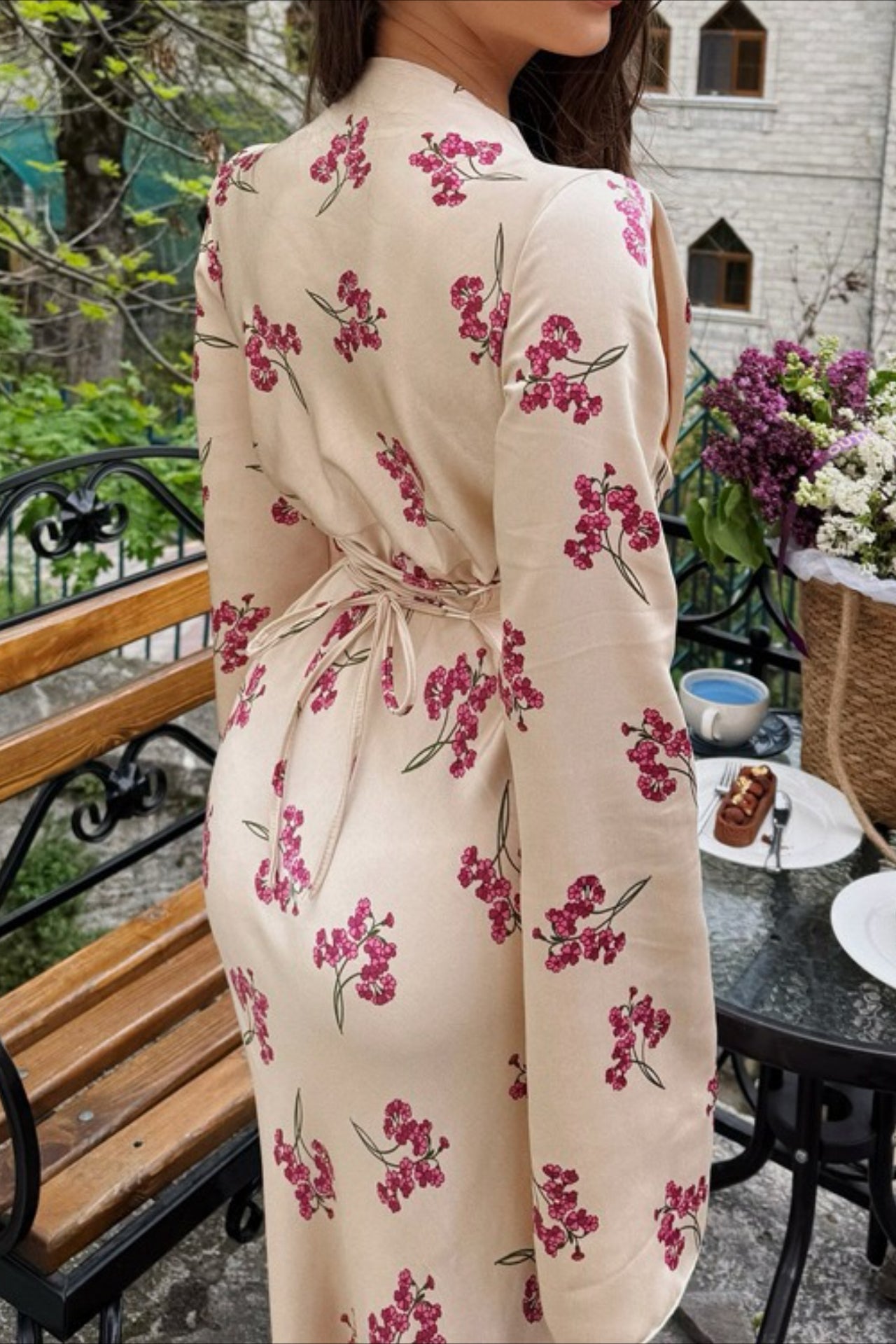Chic V Neck Flare Sleeve Maxi Floral Dress