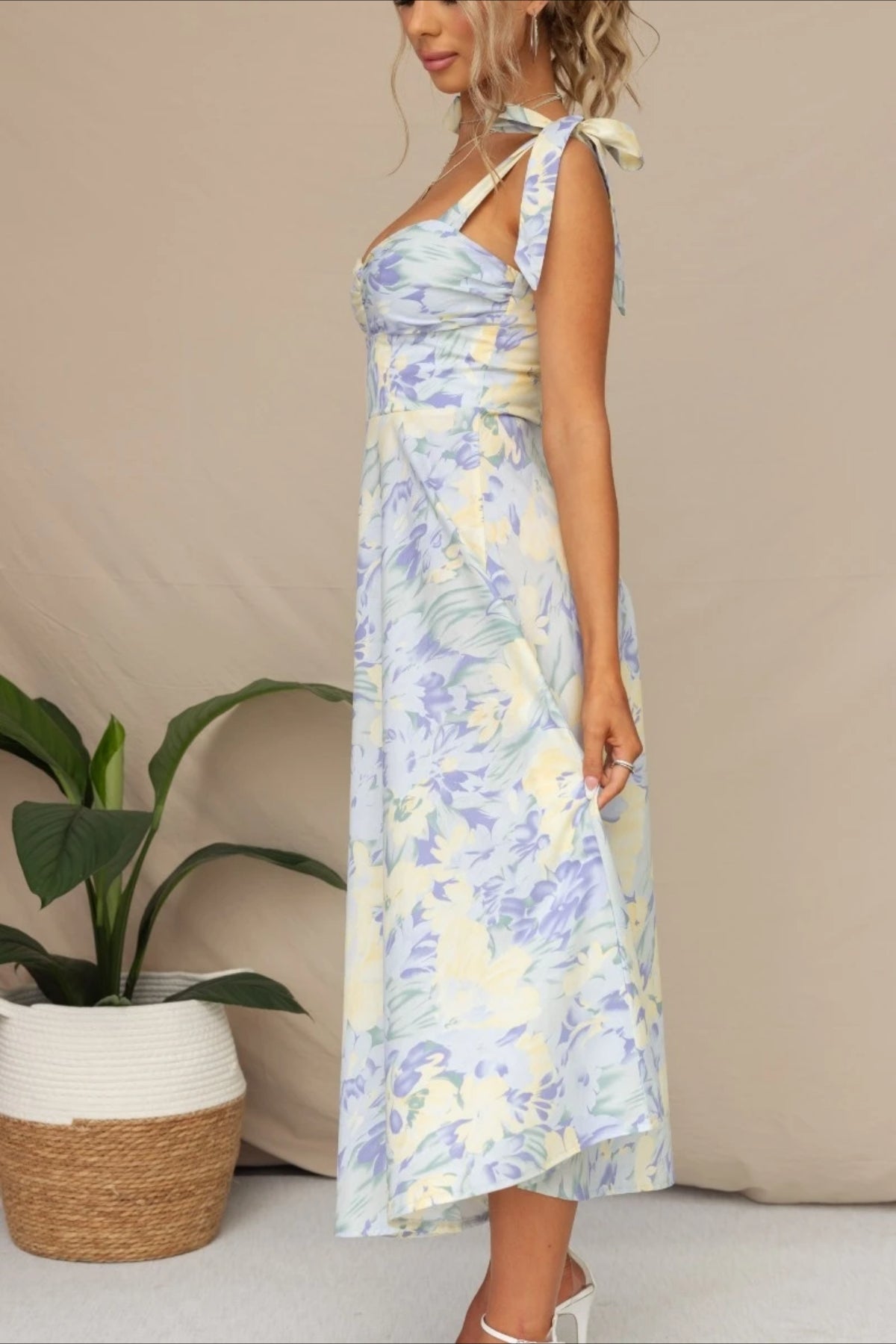 Boho Edition Sleeveless Maxi Floral Dress