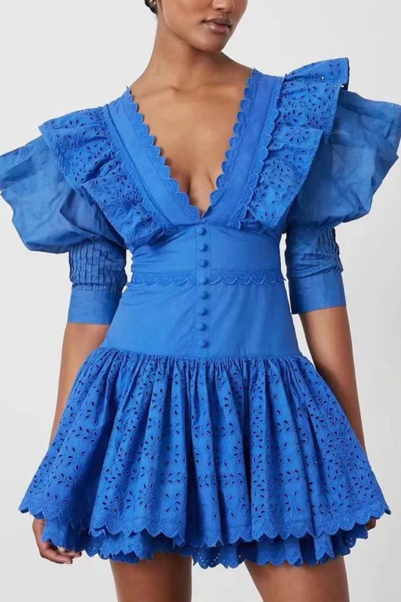 Minimalist Rosalía Backless Mini Dress with Ruffles and a Plunging Neckline Statement Occasion Edit