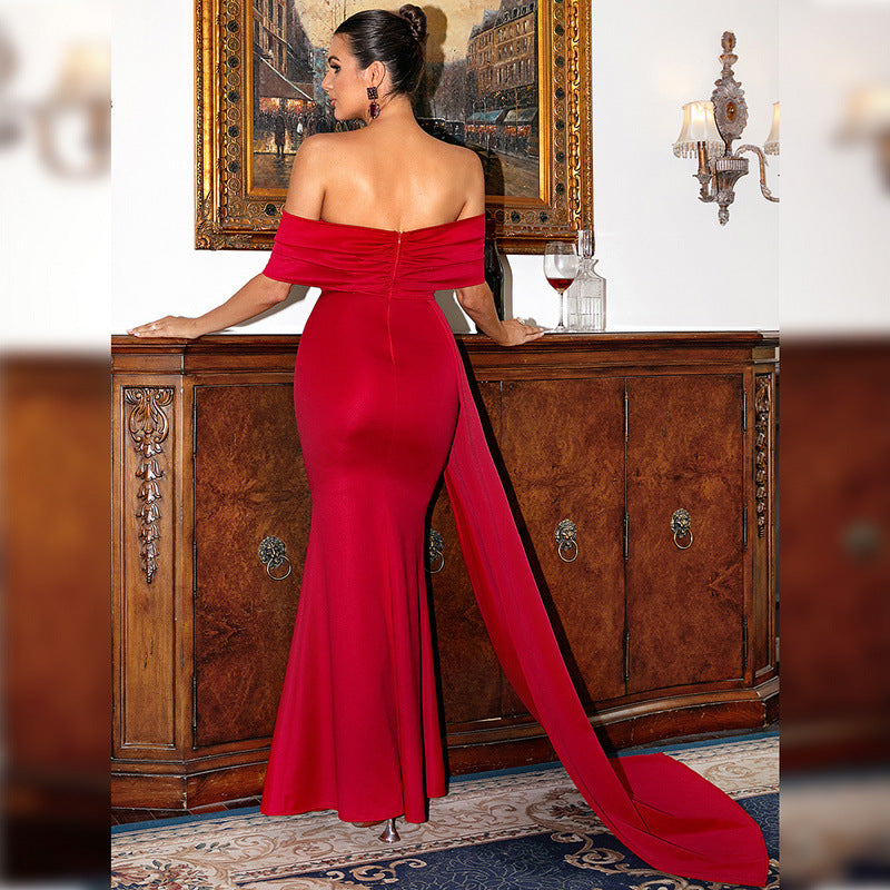 Graceful Red Satin off the Neck Elegant Lady Short Sleeve Long Pattern High Grade Chest Wrapped Evening Dress