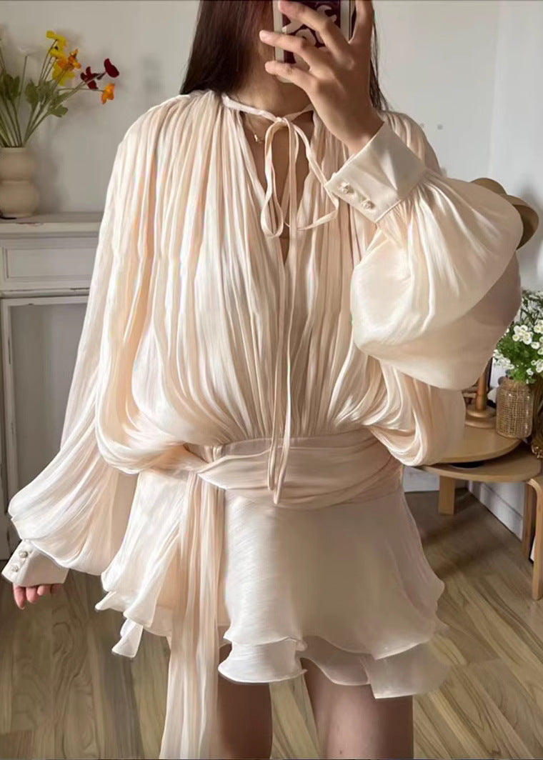 - Élise French-InspiRed Pleated Mini Dress