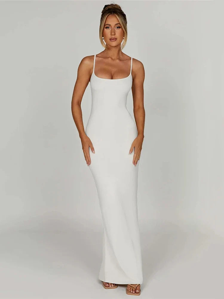 Effortless Captivating Figure-Flattering Maxi Statement Fashion