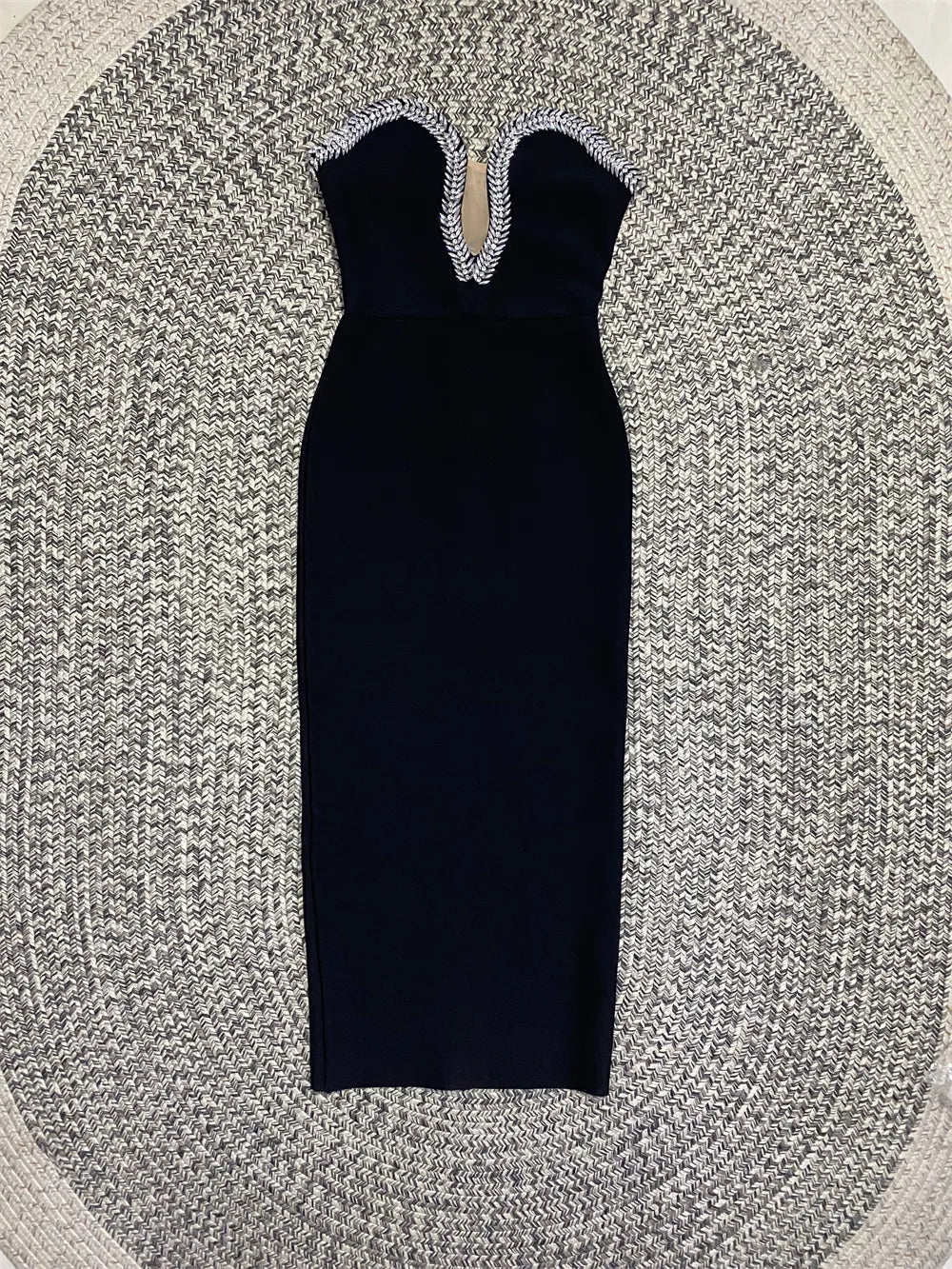Hidden Urban Figure-Flattering Dress for Special Occasion