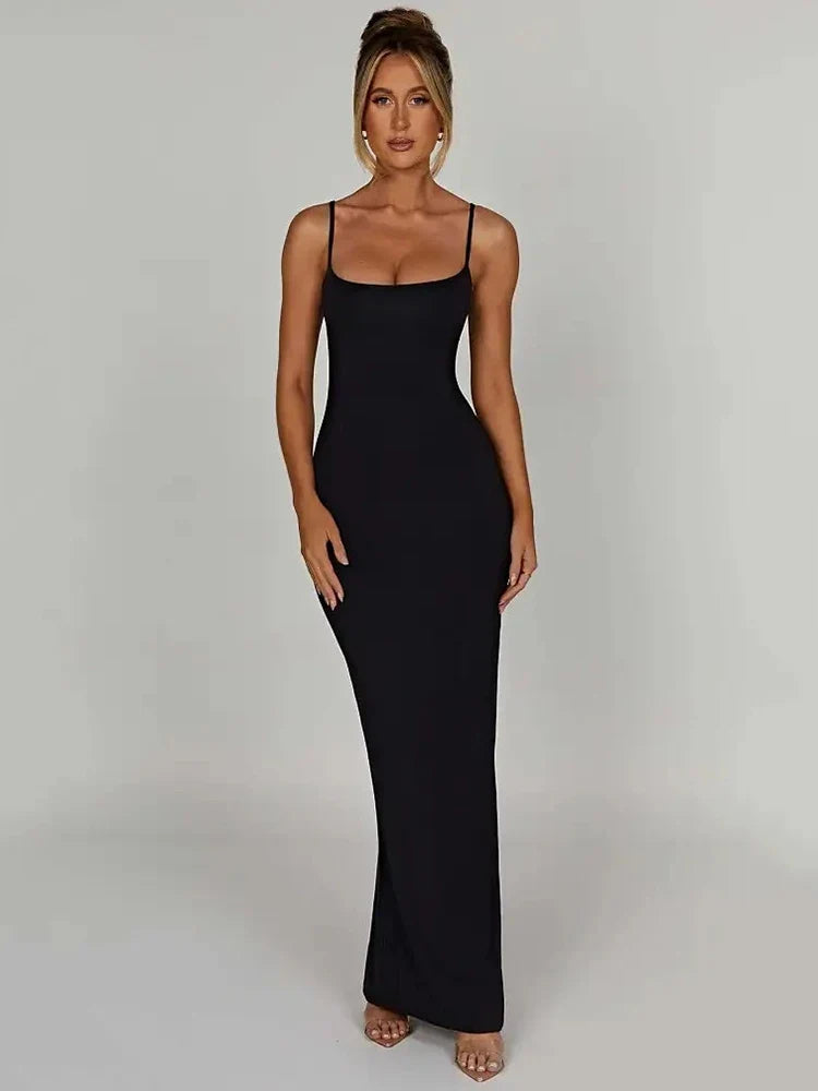 Effortless Captivating Figure-Flattering Maxi Statement Fashion