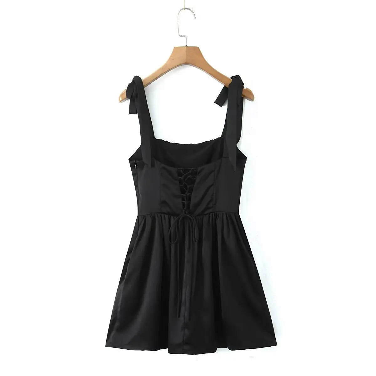2025 Pleated Design Tie up Sleeveless Summer Dresses Women Solid Color Fitted Fit Mini Dress Simple Fashion Party Dress