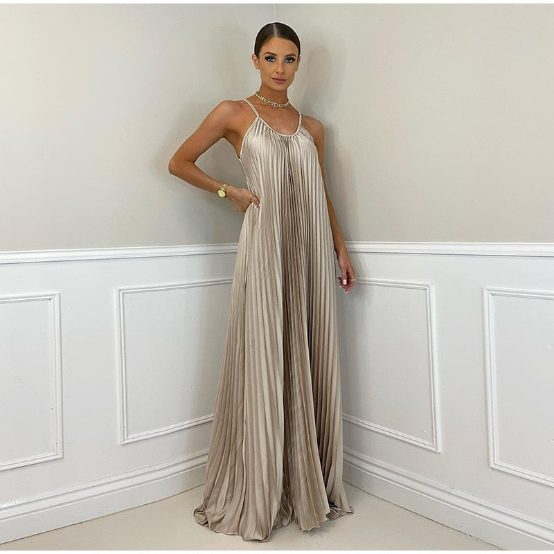 Kissnovaa - Pleated Long Halter Sleeveless Sling Banquet Dress