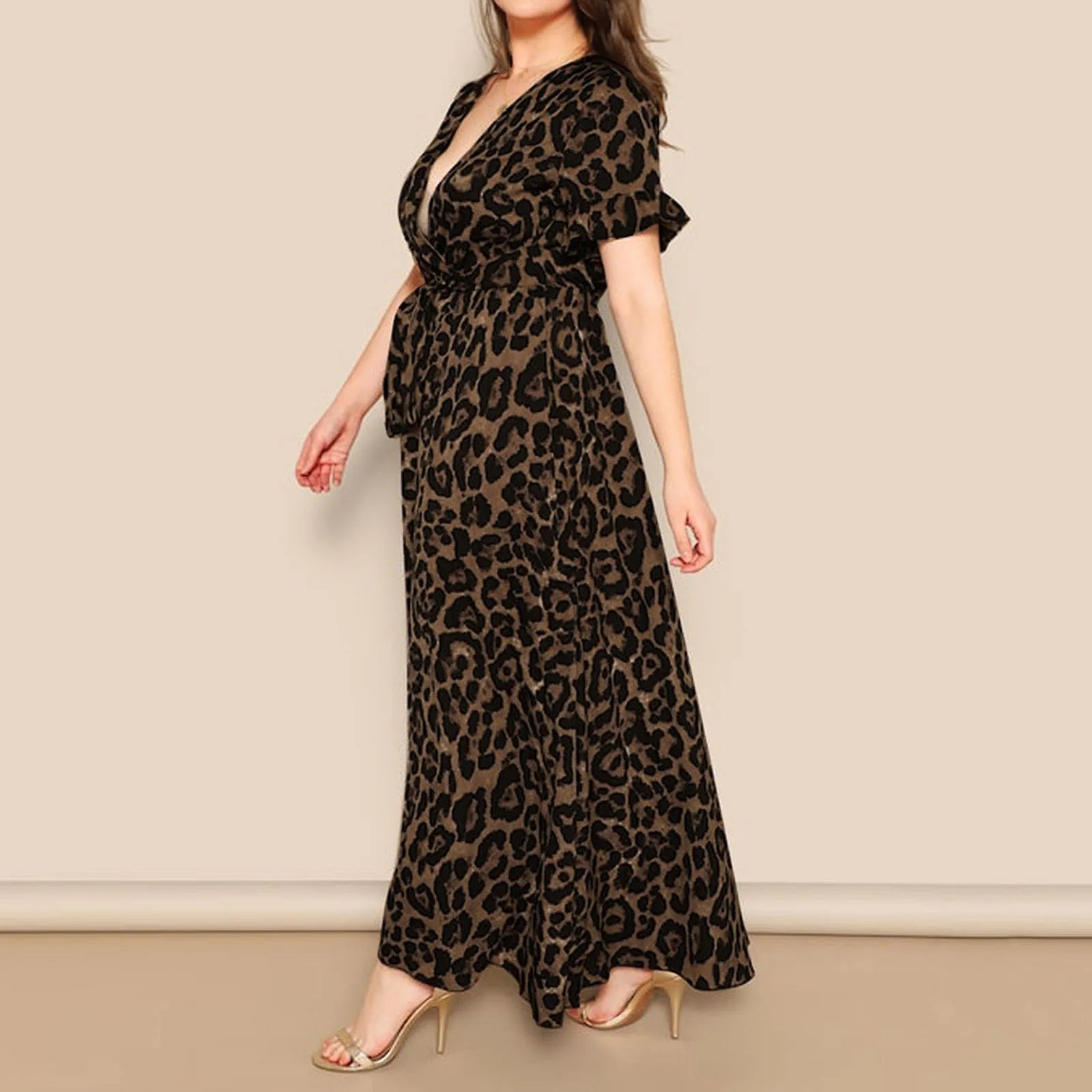Madalena Classic and Graceful Dress for Women Wedding Guest Look