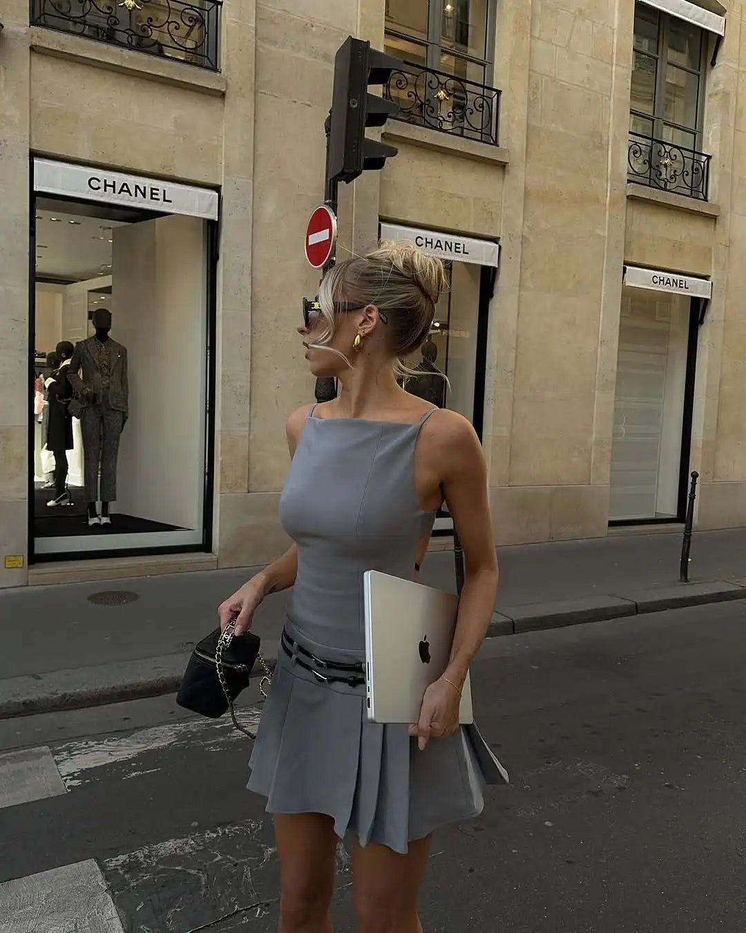 High Street Backless Bandage Pleated Dress Women Attractive Slit Sleeveless Bodycon Mini Dress 2025 Summer Party Dress Streetwear