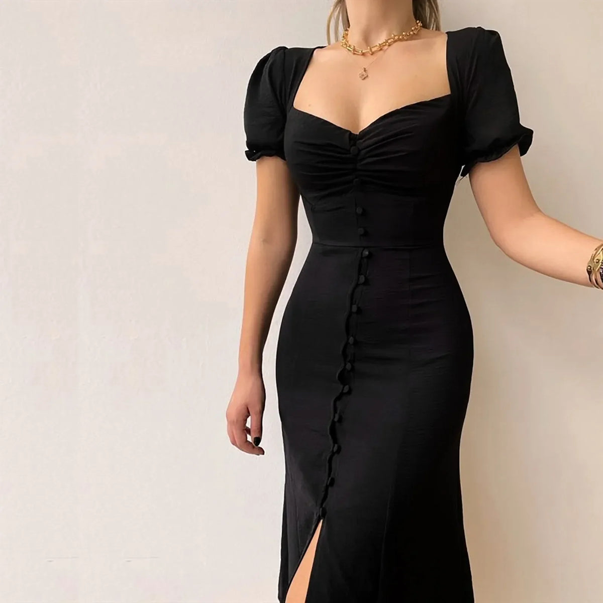Relaxed Solid Square Neck Aline Pleated Midi Dress