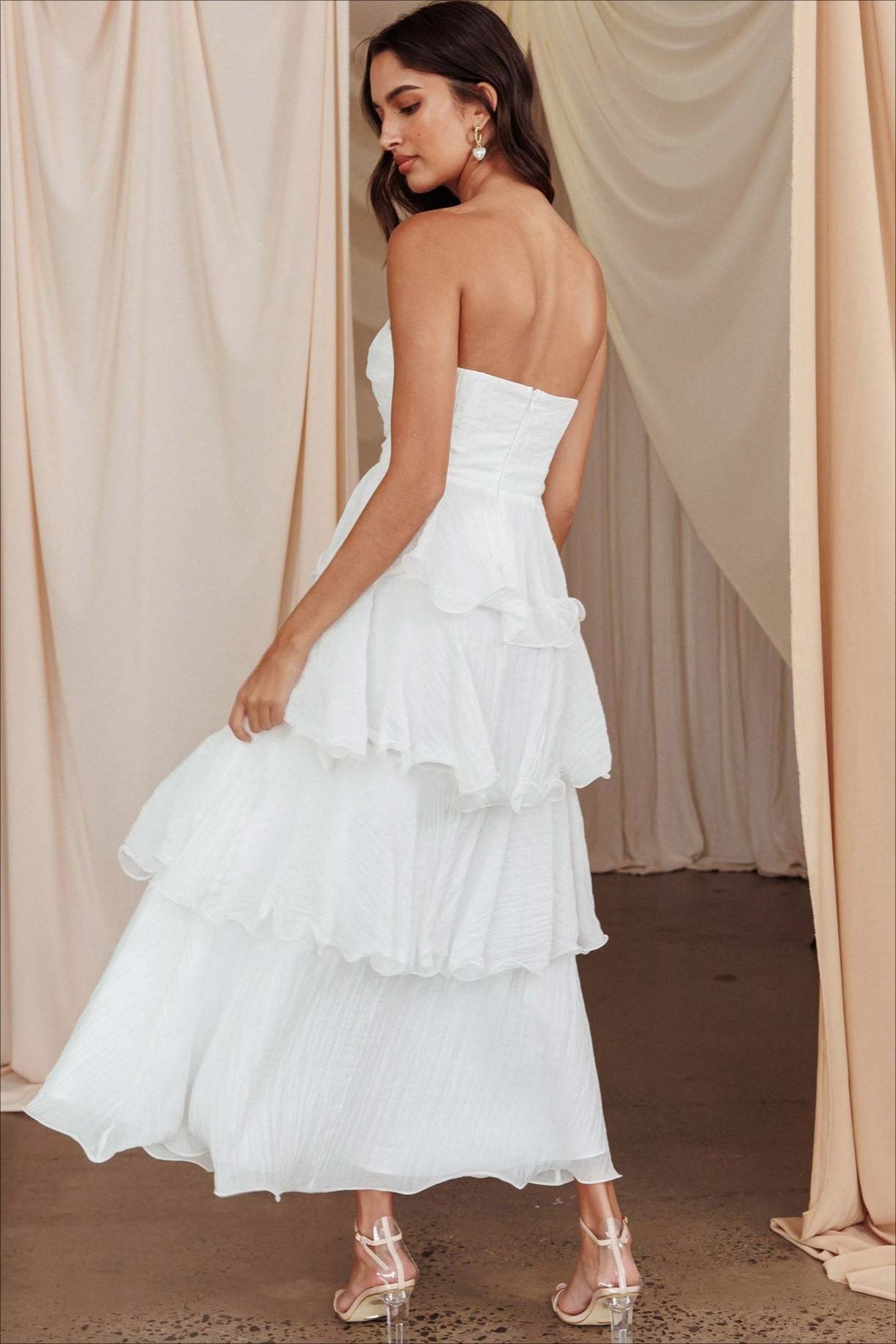 Chic Slim Fit Strapless Backless Ruffled Prom Dress