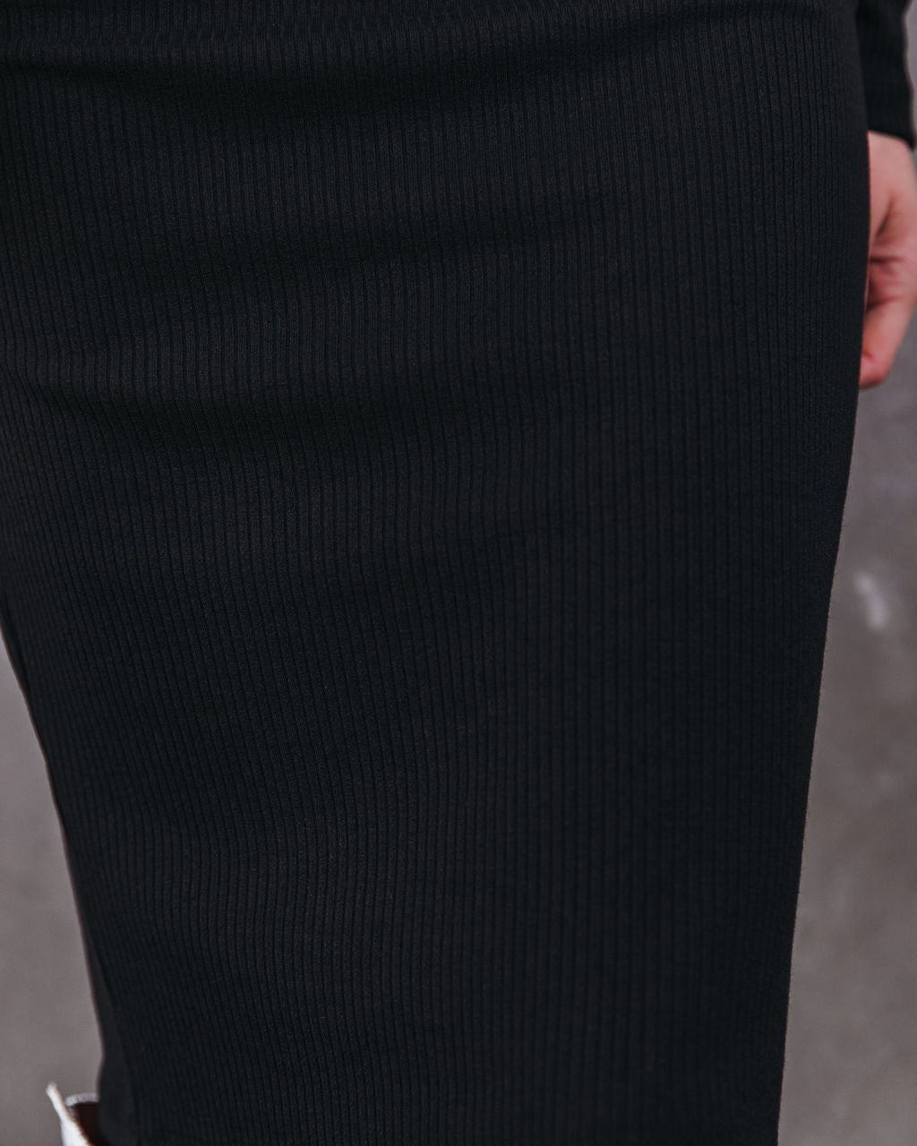 Off Arielle The Shoulder Ribbed Knit Midi Dress FINAL