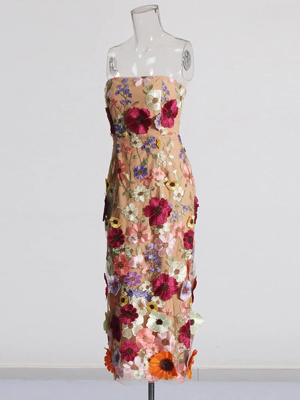 Appliques Calysta Sleeveless Midi Dress