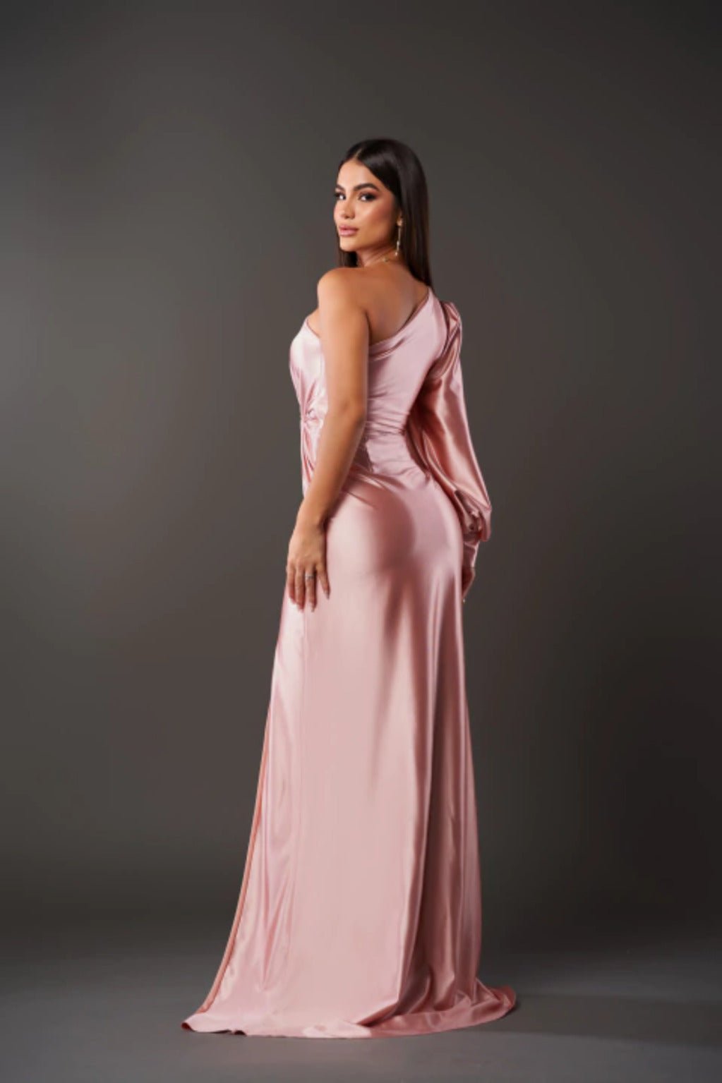 Violeta Graceful Maxi Dress Made of Flowing Fabric for Women