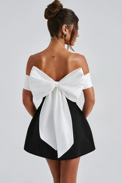 Chic Romina Delta Mini Dress Black/white Silhouette Collection