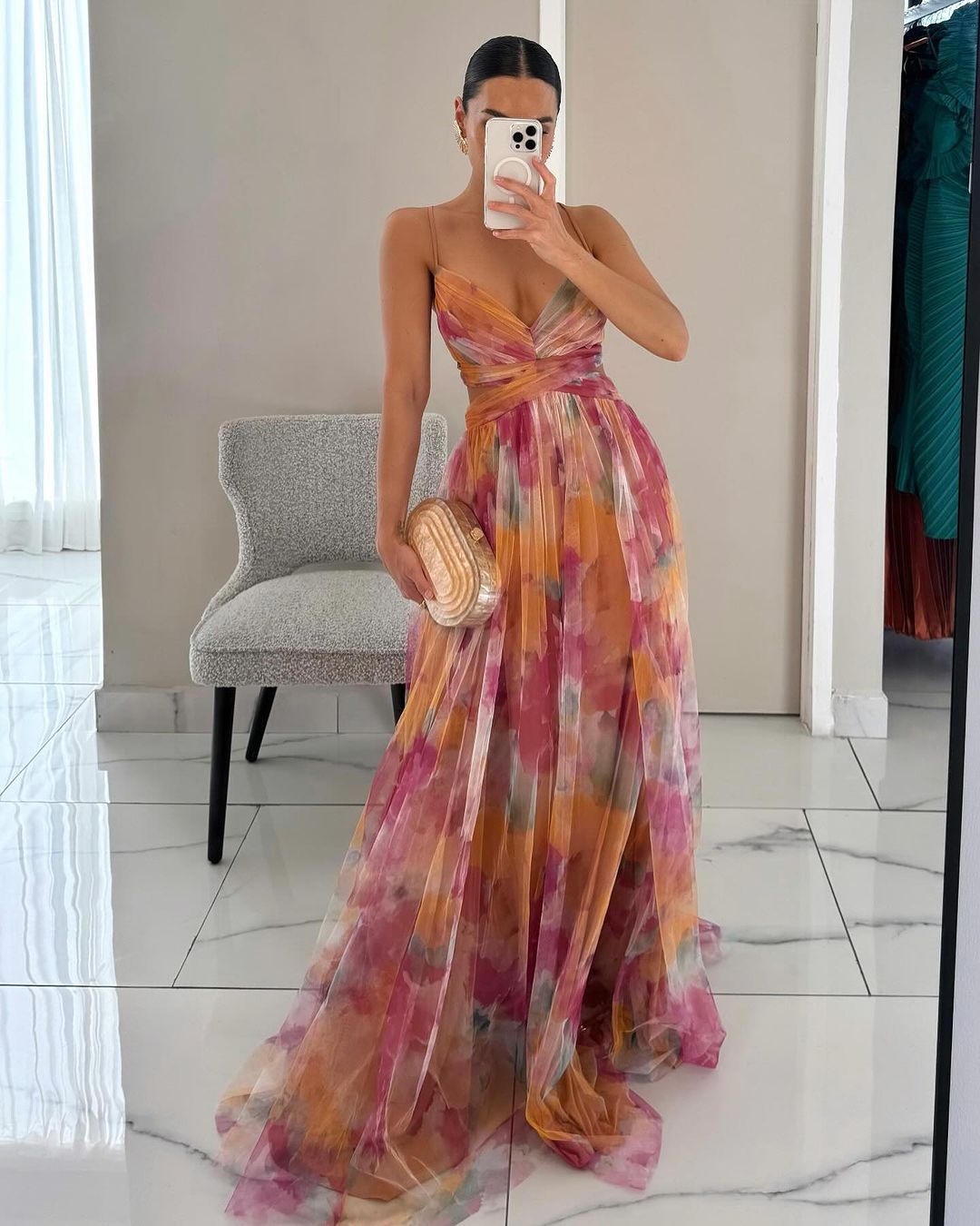 Paty Chic Maxi Dress in an Elegant Floral Print for Women