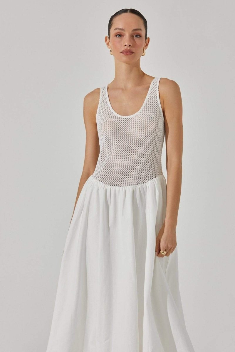 Teodora Minimalist Open-Shoulder Midi Dress in Contrast Color Chic Silhouette Collection