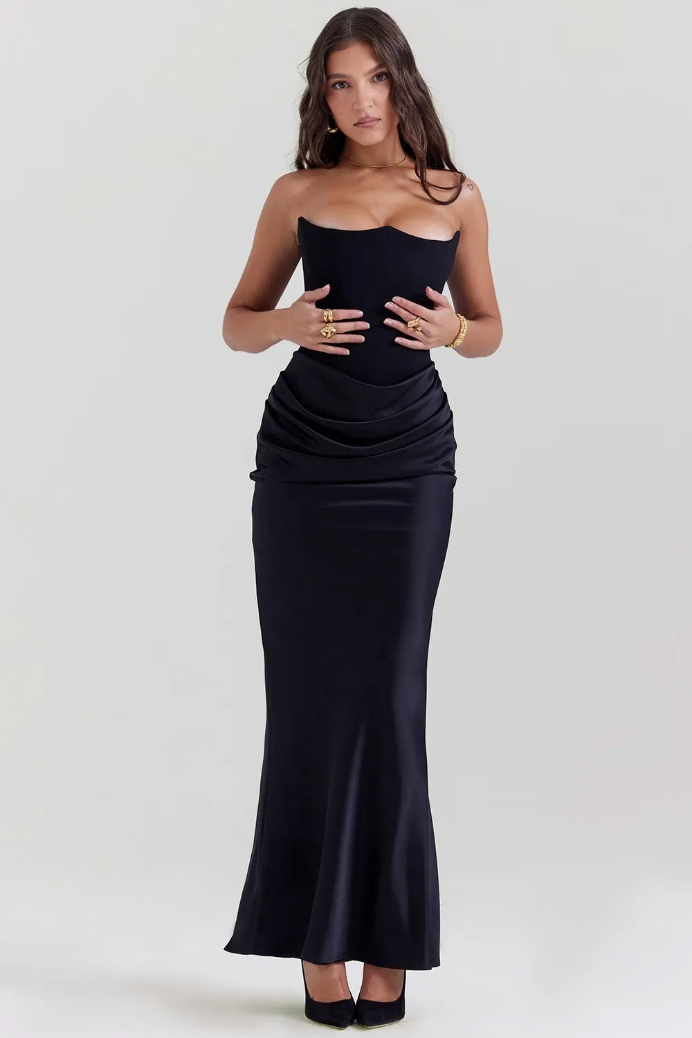 Rosario Aesthetic Deluxe Maxi Dress Chic Silhouette Collection