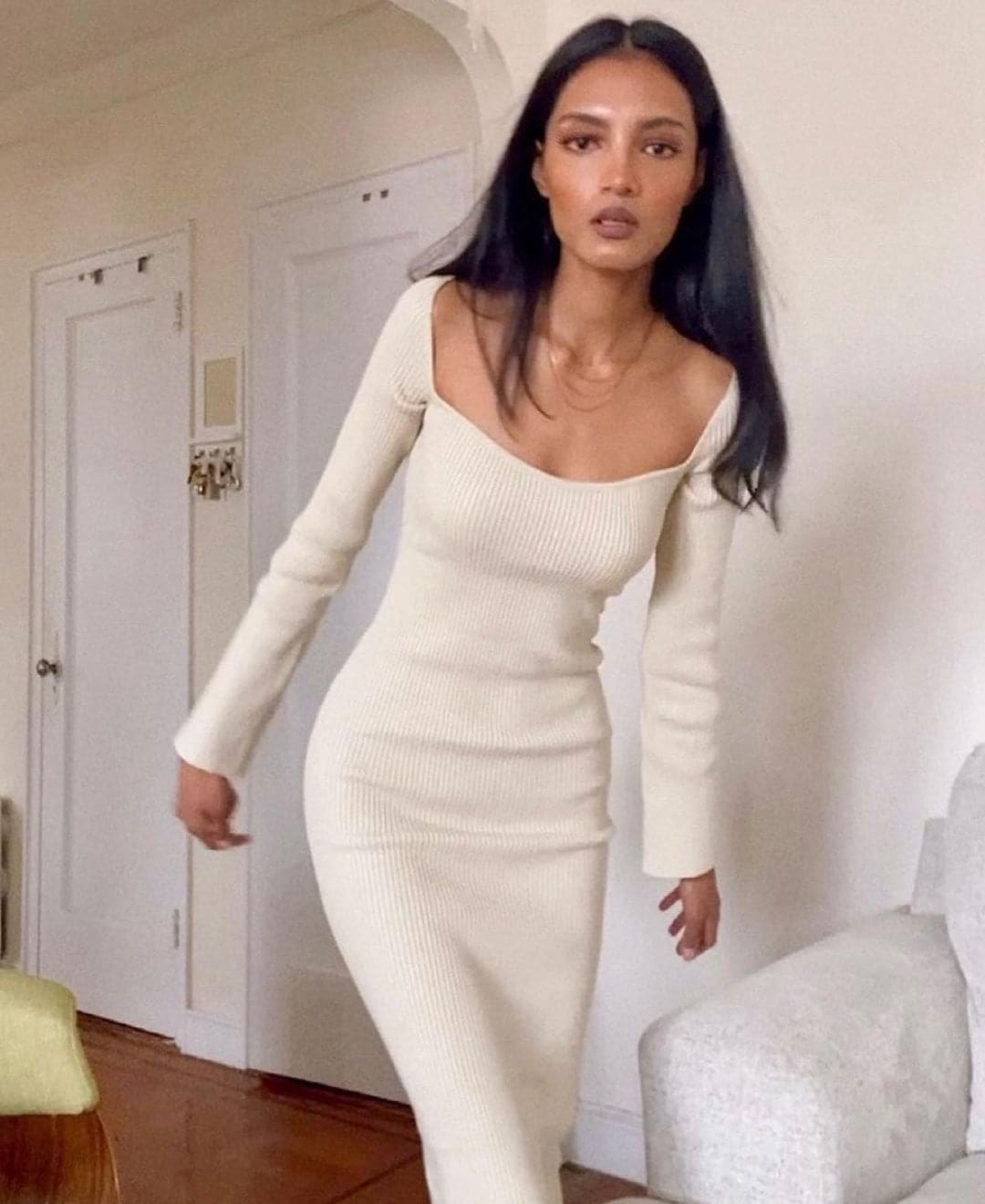 Square Neck Long Sleeve Gentle Sweater Dress