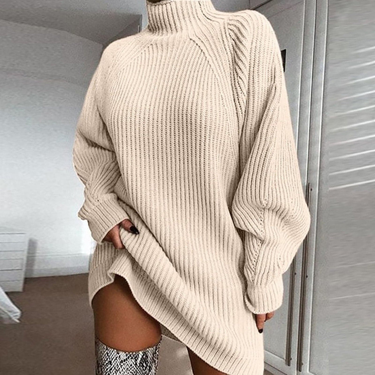 Long Fashion Sleeve Knitted Mini Dresses