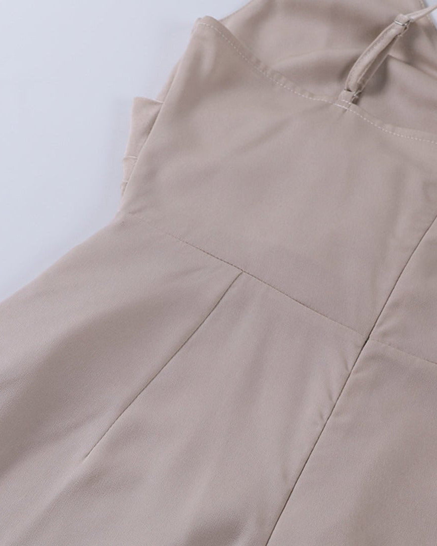 Dolores Chic Maxi Dress with a Sweetheart Neckline and Slit