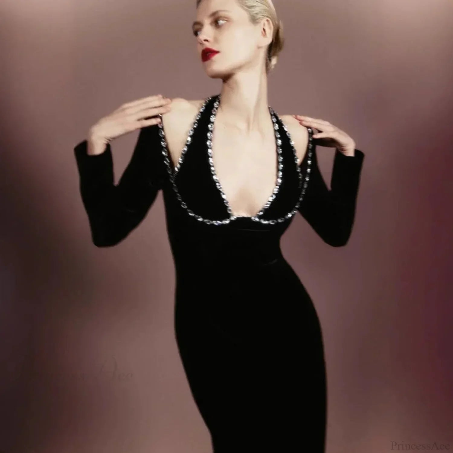 V-Neck Rhinestone Bandage Long Sleeved Fall Prom Dress