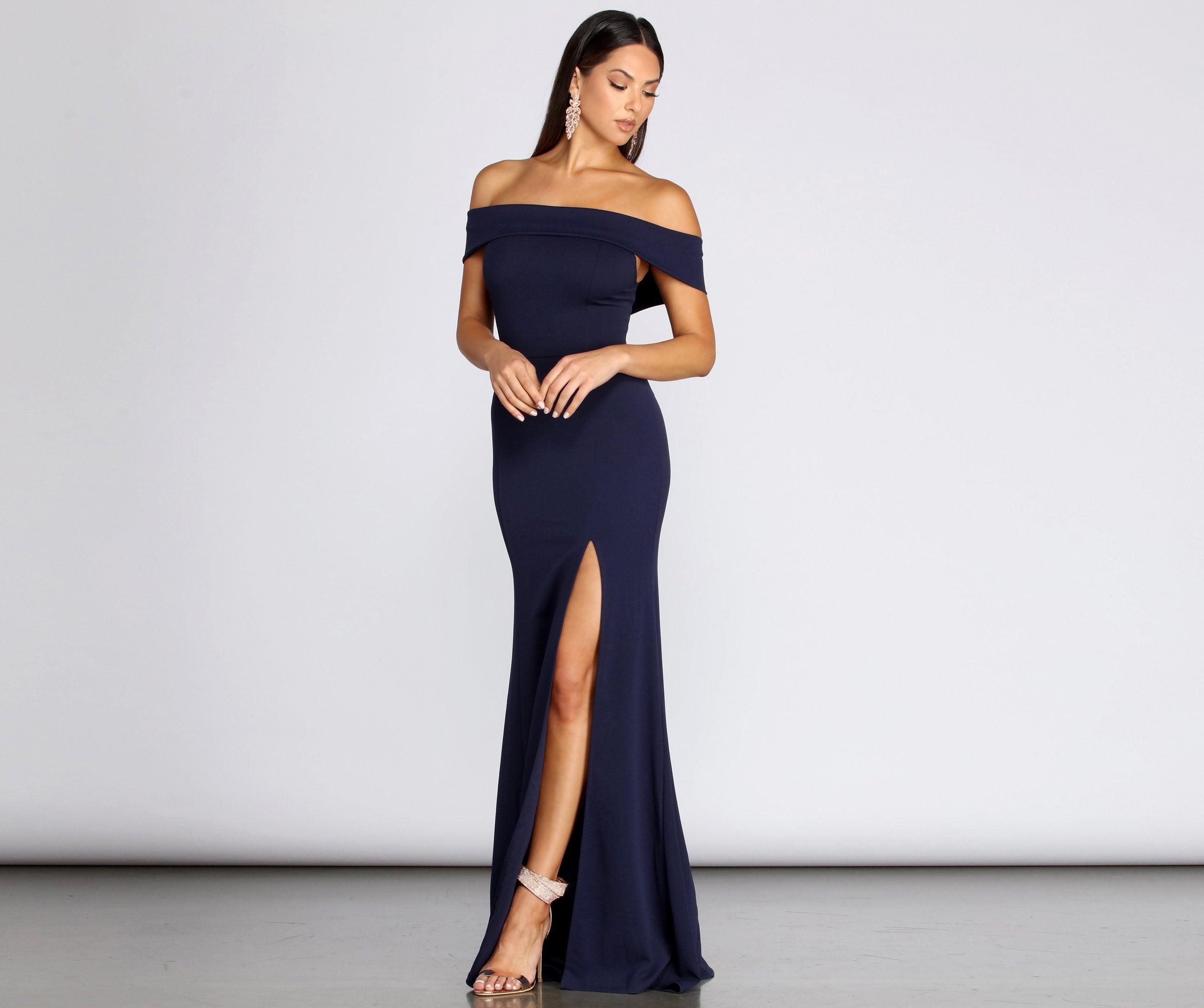 Layci Stylish High Slit Dress
