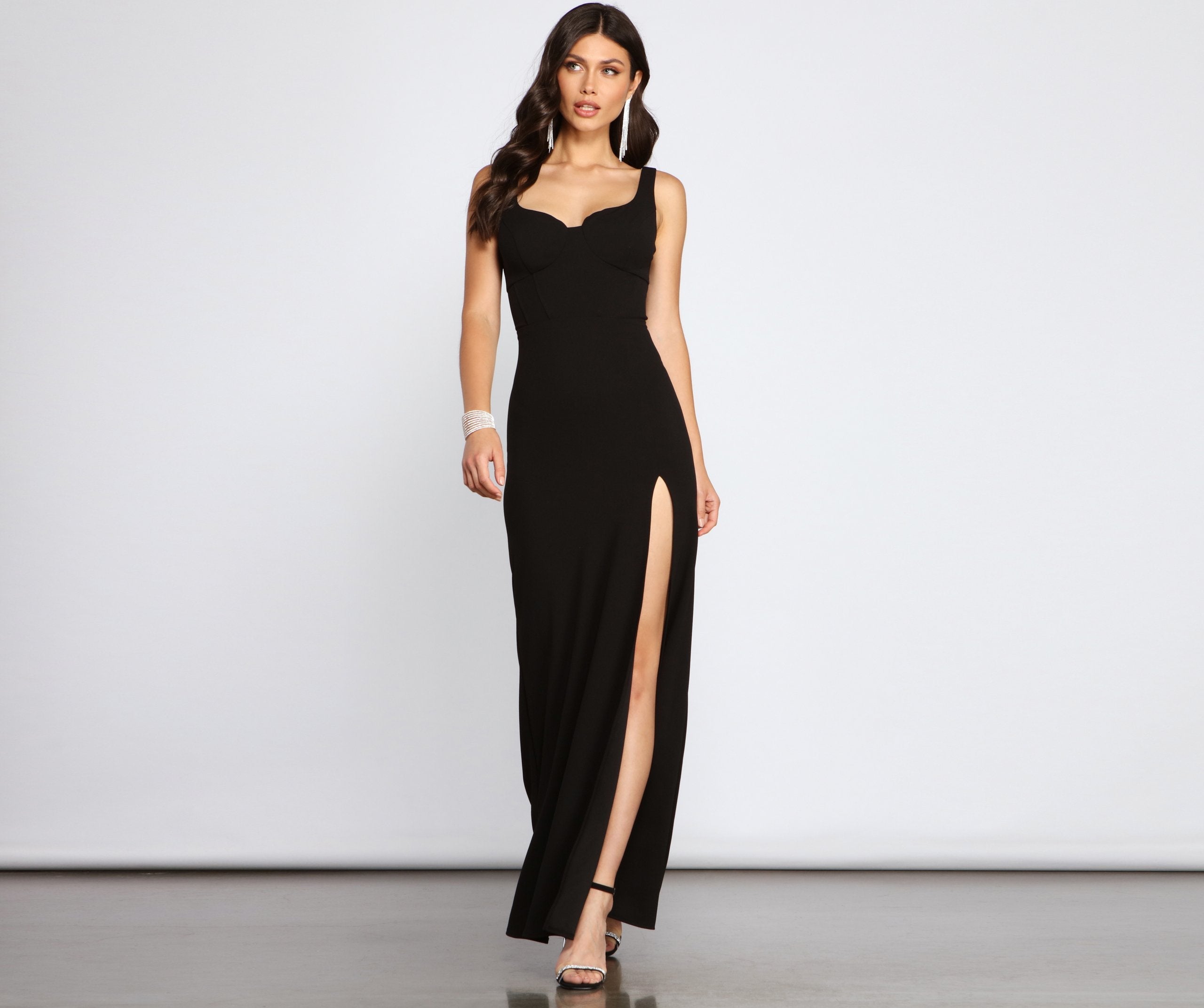 Layla Sleeveless High Slit Stylish Dress