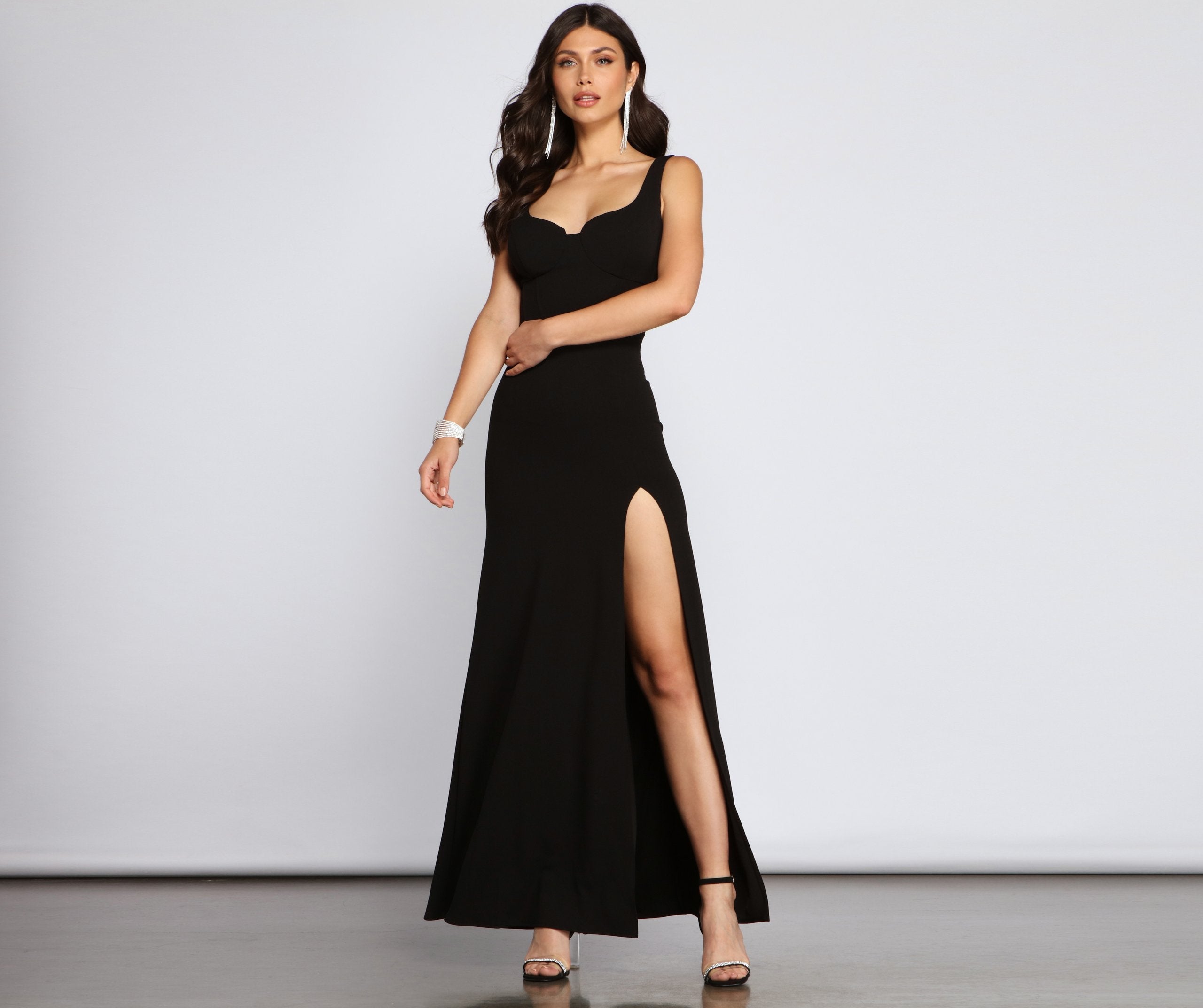 Layla Sleeveless High Slit Stylish Dress