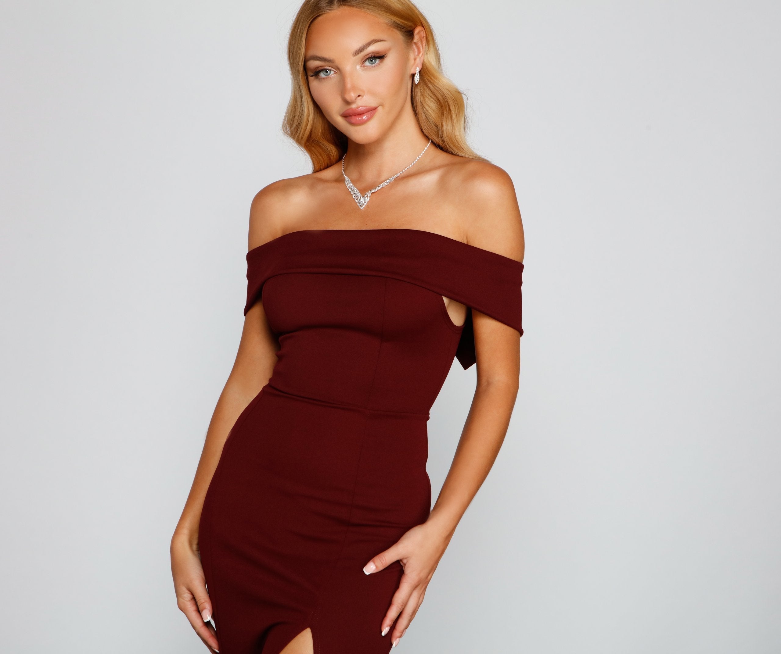 Layci Stylish High Slit Dress