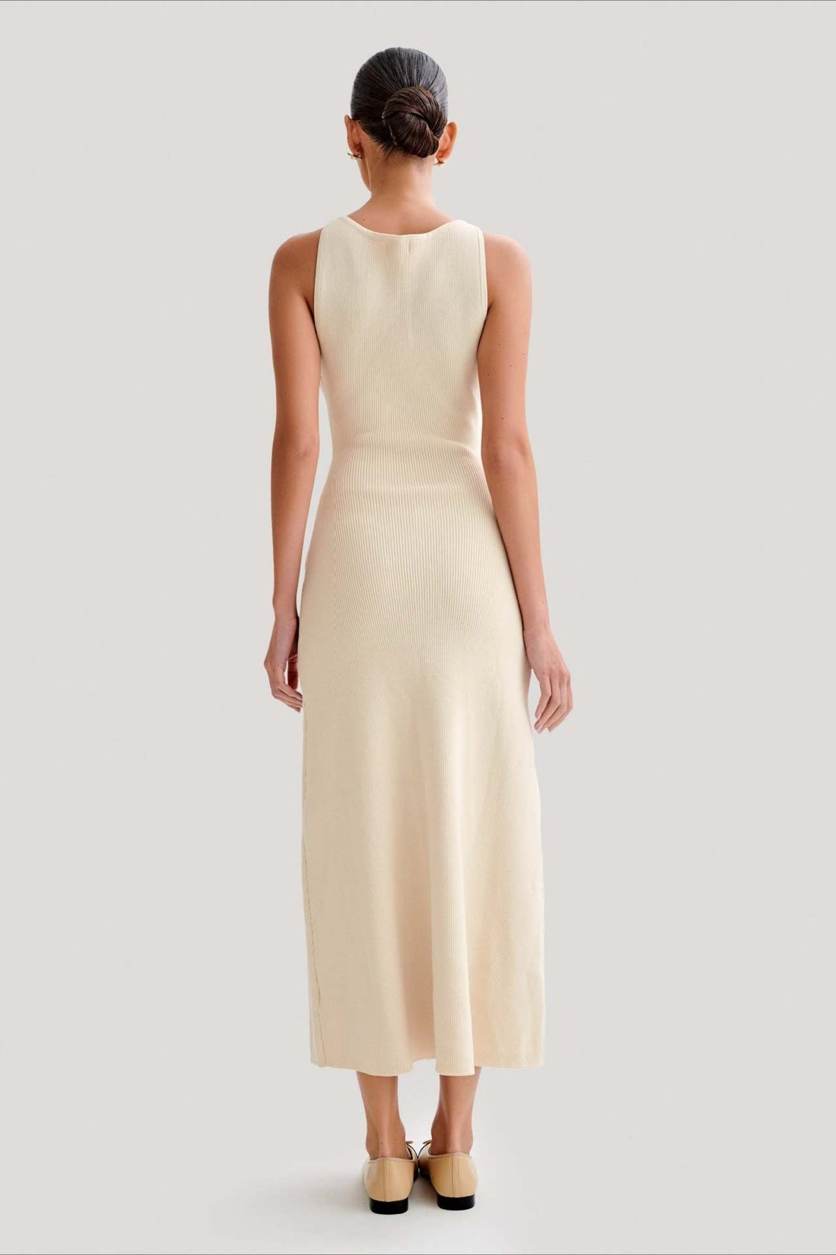 Sleeveless Knit Button Midi Dress
