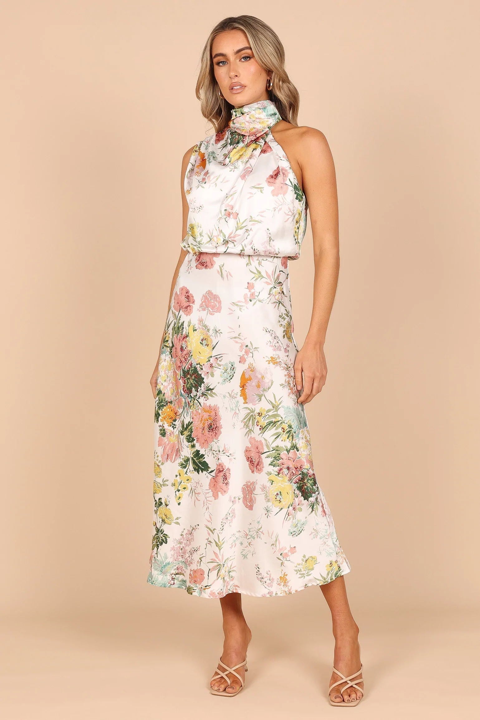 Wine Country Dates Bloom Halter Neck Elastic Waist Maxi Dress