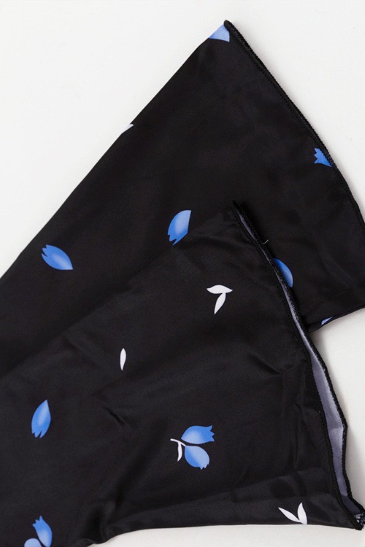 Chic V Neck Flare Sleeve Maxi Floral Dress