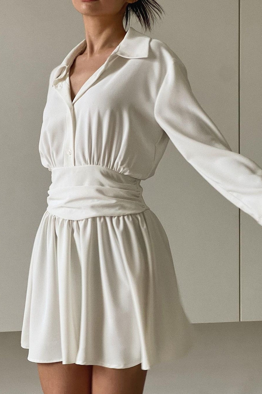 Neck V Ruched Long Sleeve Midi Dress