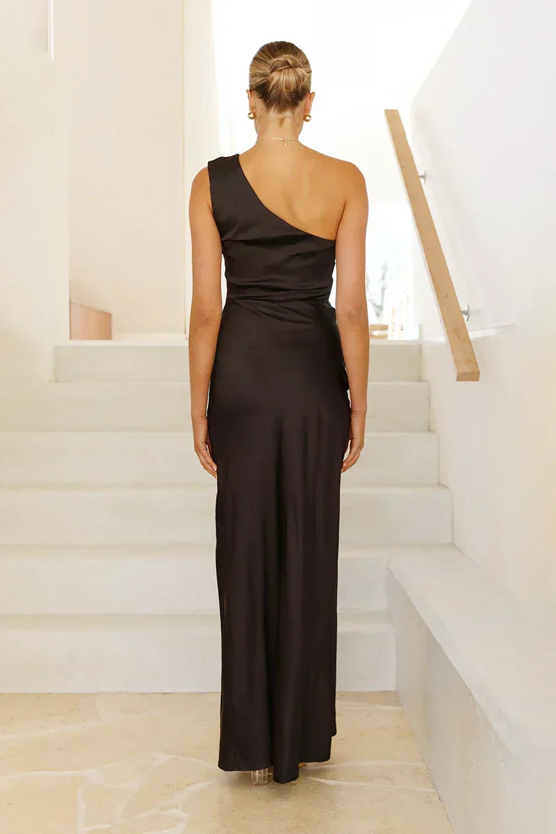 Elena Chic Maxi Dress Black Boutique Edit