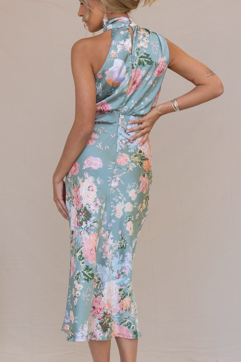 Wine Country Dates Bloom Halter Neck Elastic Waist Maxi Dress