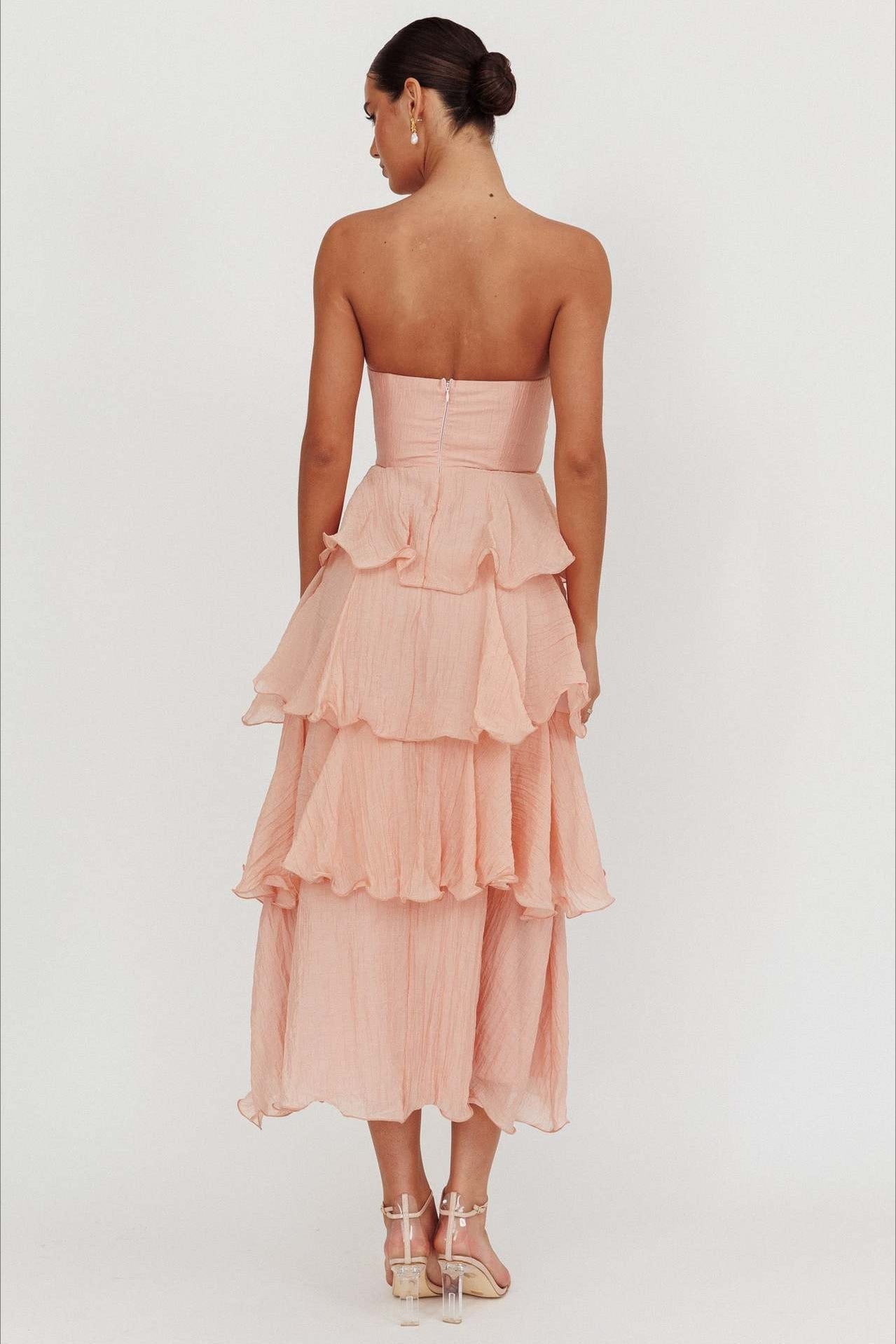 Chic Slim Fit Strapless Backless Ruffled Prom Dress