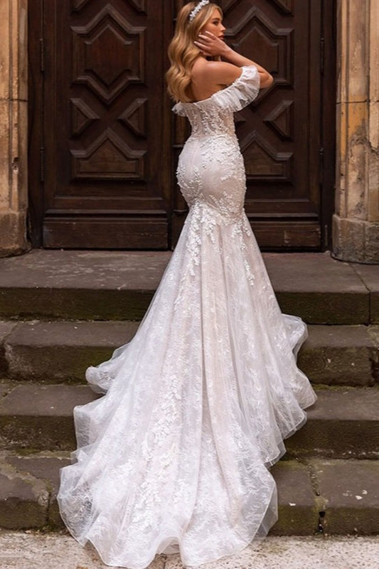 Retro Lace Fit Flare Wedding Dress