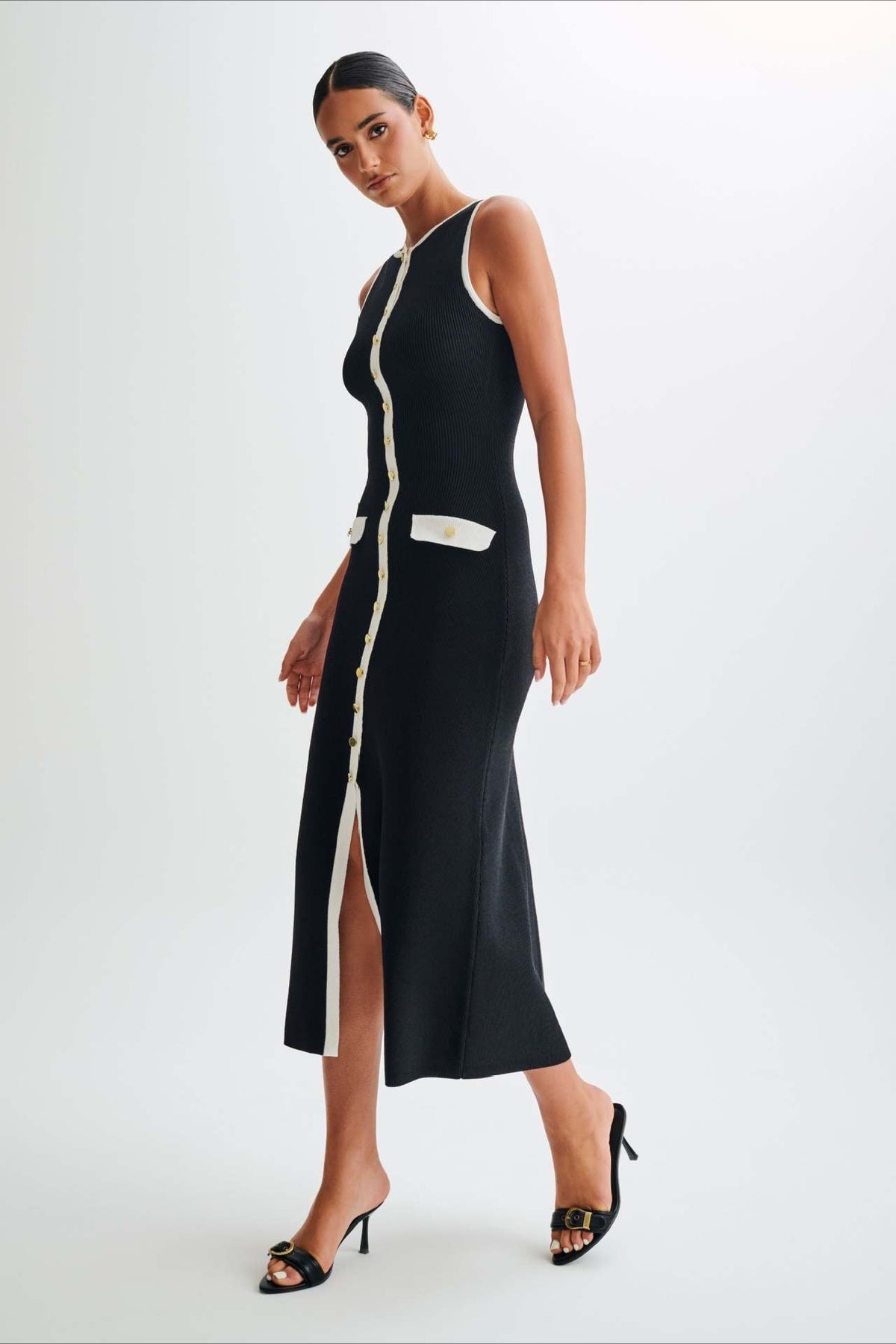 Sleeveless Knit Button Midi Dress