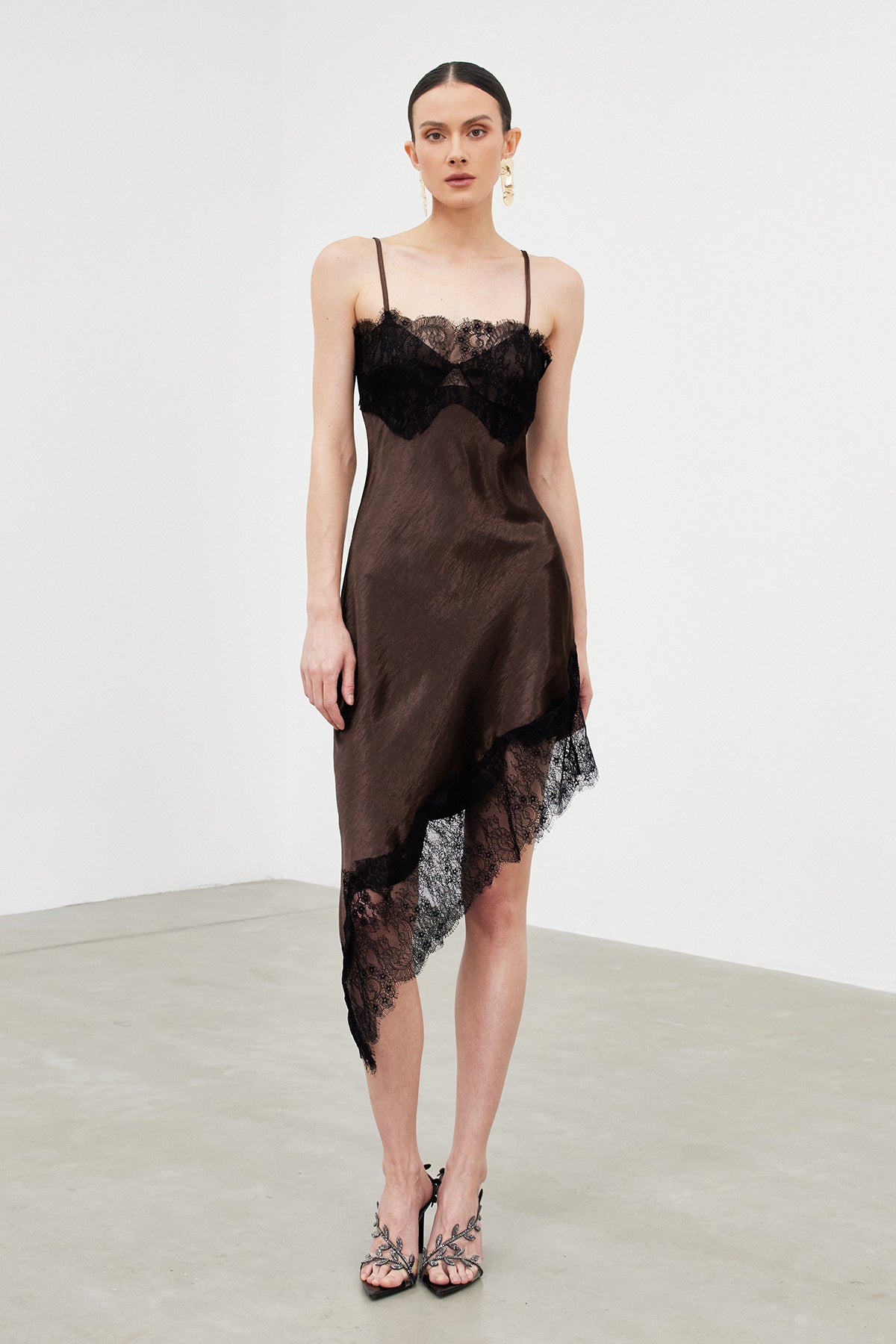 Spaghetti Bess Lace Midi Dress