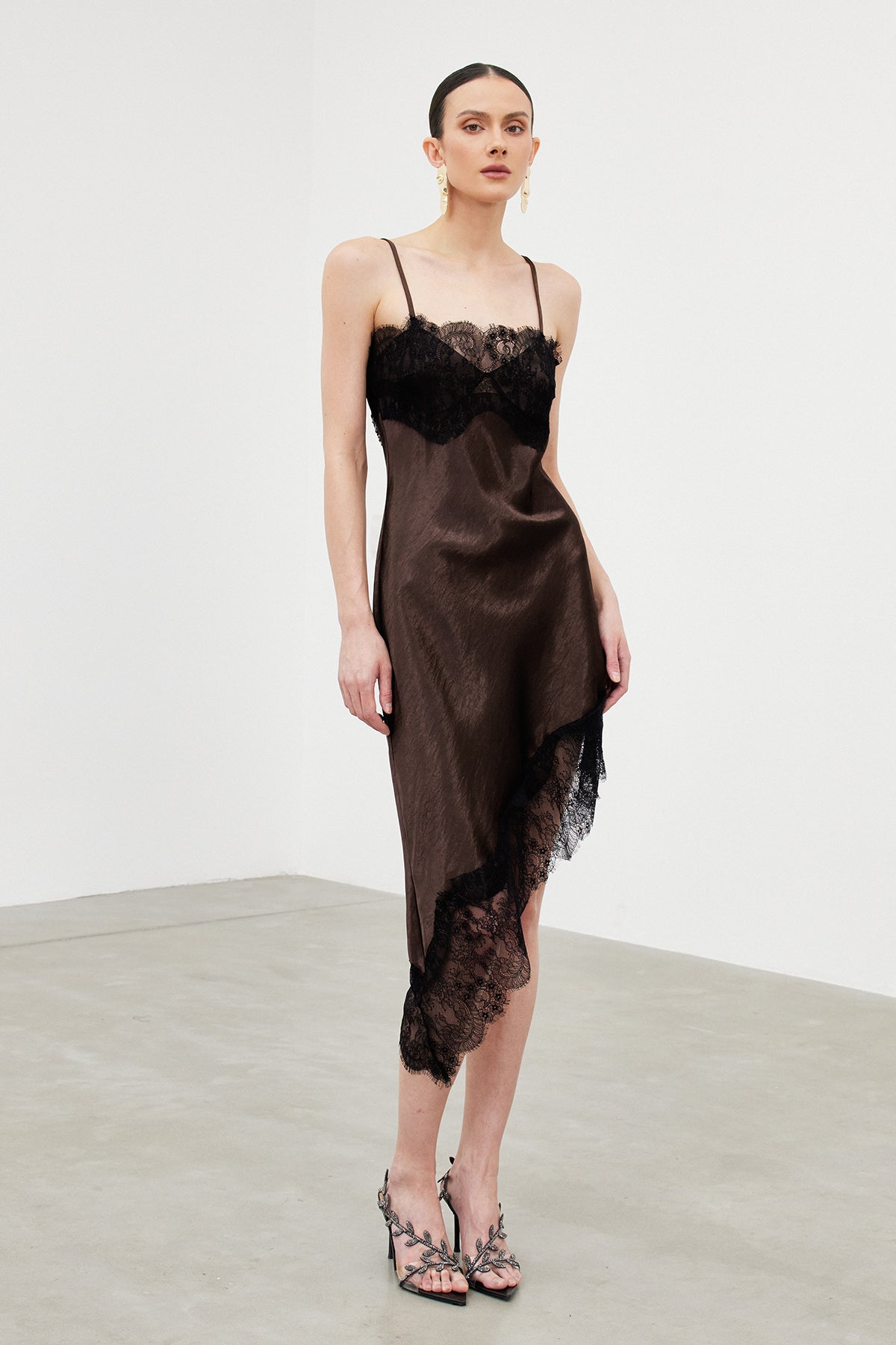 Spaghetti Bess Lace Midi Dress