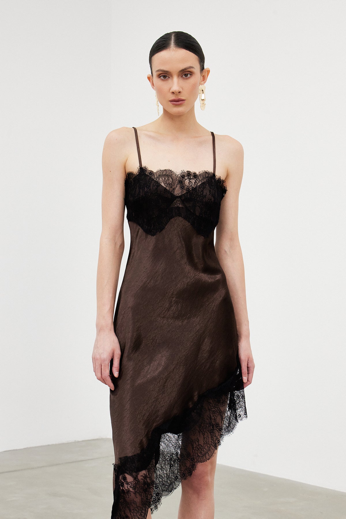 Spaghetti Bess Lace Midi Dress