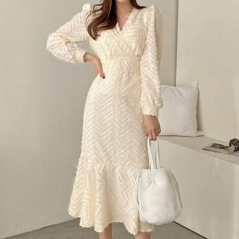 Graceful Chic V Neck Long Sleeve Mermaid Dress