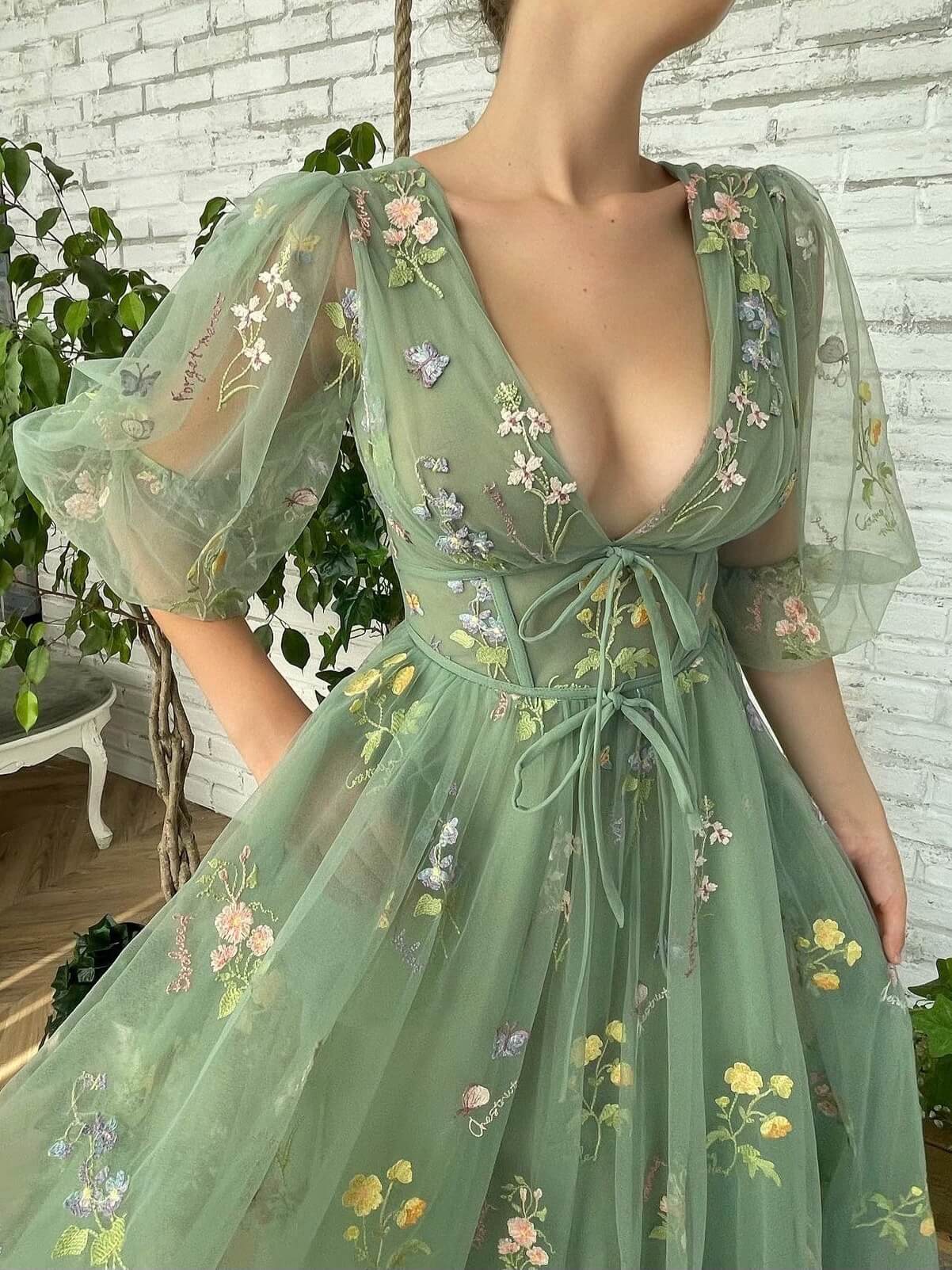 Meadow Flourishing Midi Dress