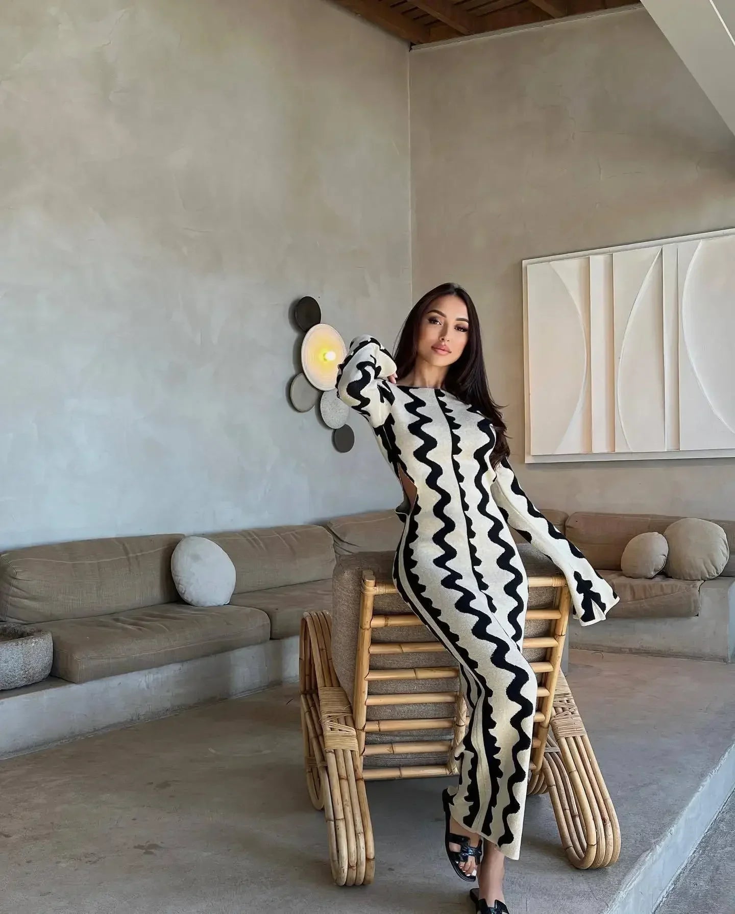2024 Chic Wave Striped Oneck Maxi Knitted Bodycon Dress