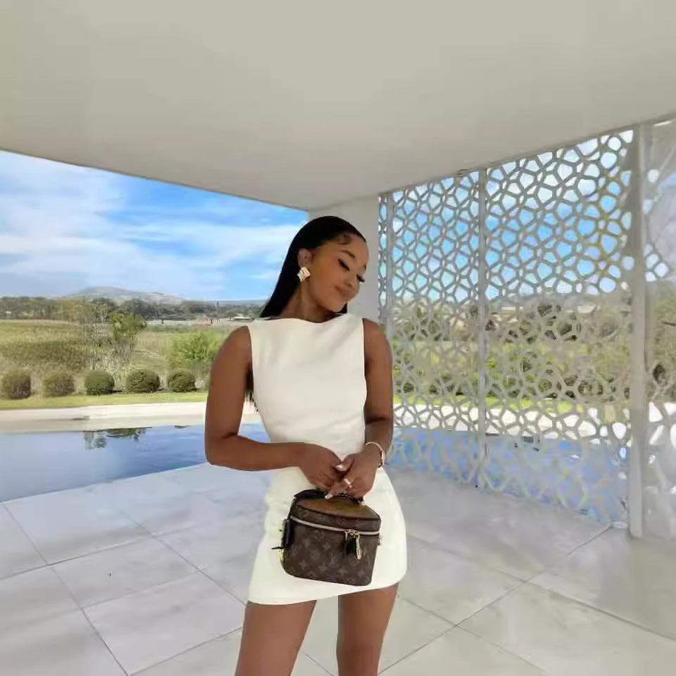 White Dress Slim round Neck Sleeveless Short